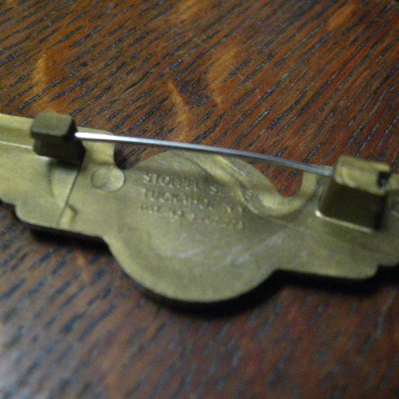 ✈️ Delta Air Lines Junior Pilot Stewardess Wings - Picture 4 of 4